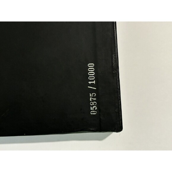 Nirvana Nevermind 20th Anniversary Limited Edition Sealed Box & Kurt Journals - Picture 2 of 12